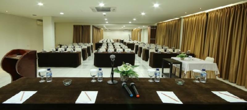 The Pade Hotel Banda Aceh Exterior foto